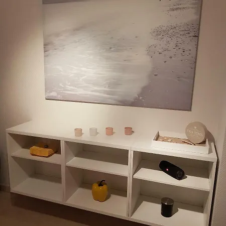 Le 1003 Apartment *